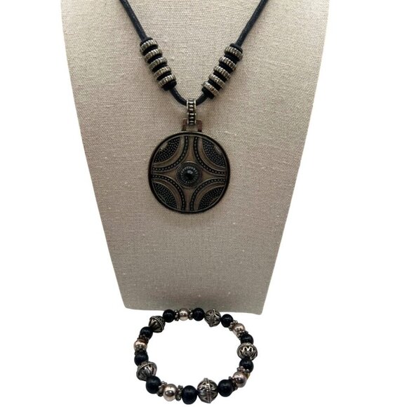 Bohemian Tribal Necklace & Bracelet Set With Black Beads.   B98 - Picture 1 of 12